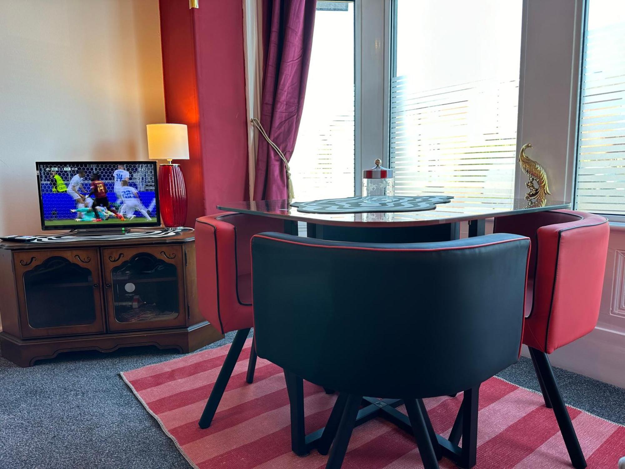 Circus Suite ブラックプール エクステリア 写真